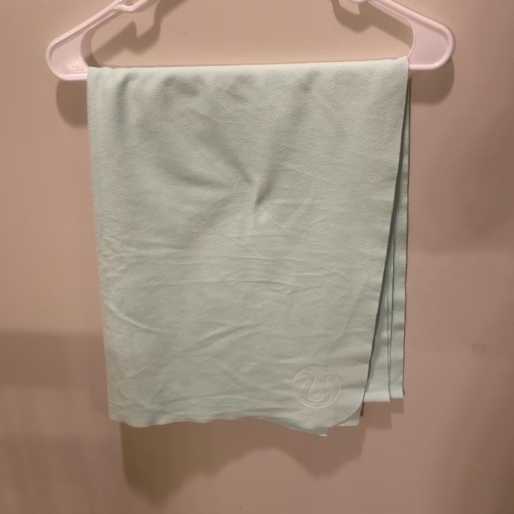 Lululemon Seafoam Yoga Mat Towel